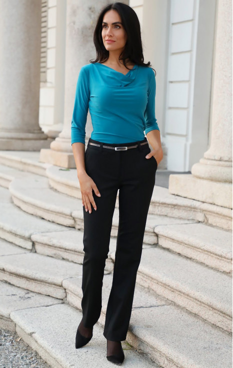 Класически панталон в черен цвят [1]