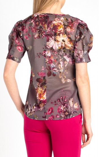 Елегантна блуза от фин памук [1]