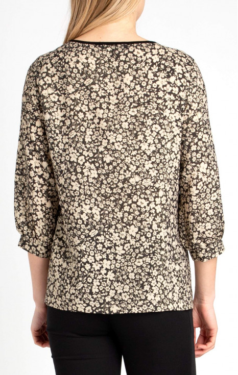 Елегантна блуза с деликатен блясък [1]