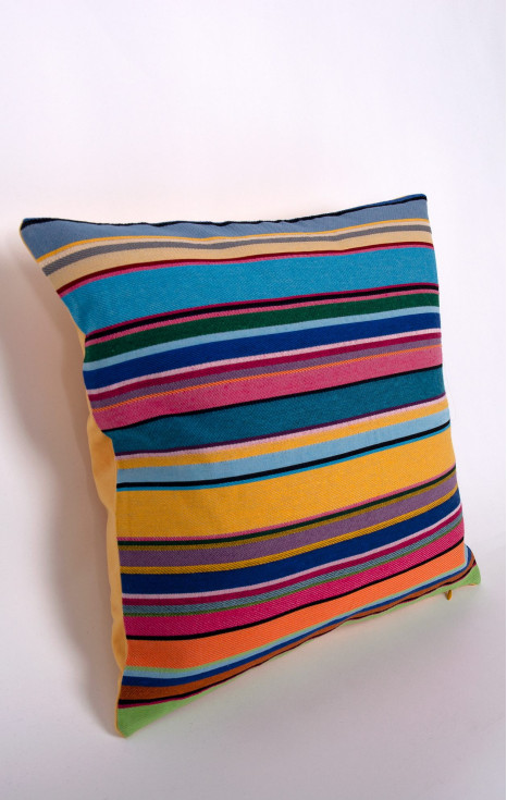 Декоративна калъфка за възглавница на цветни раета
