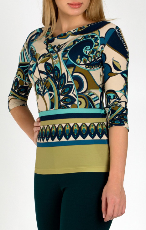 Атрактивна блуза от еластично трико с драпирано деколте и абстрактен флорален принт