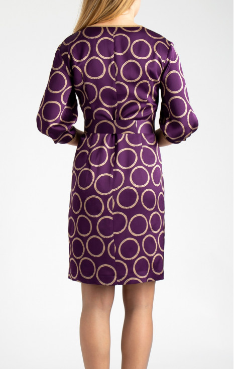 Елегантна права рокля от луксозна сатенирана вискоза в цвят Plum Purple
