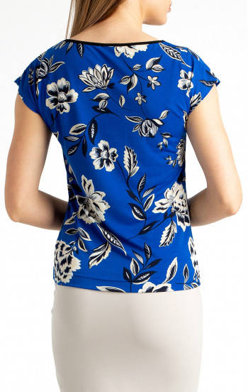 Блуза в свободен силует от леко жарсе в наситено син цвят с флорални мотиви [1]