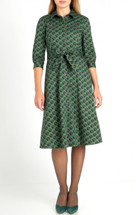 Стилна миди рокля от плътен памук с графичен принт в зелени цветове