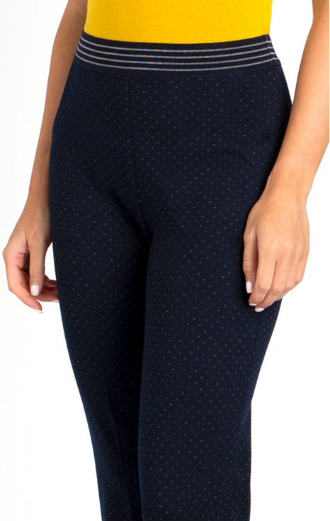 Панталон от стегната трикотажна материя в цвят Dark Sapphire с цветни точки