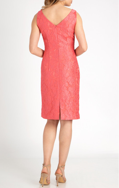 Права рокля от сатениран жакард в цвят Sugar Coral с флорални мотиви