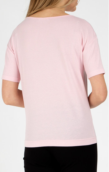 Блуза в цвят Baby Pink с капковиден отвор на деколтето [1]