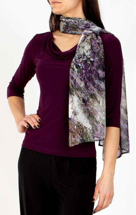 Ефирен шал с абстрактен десен