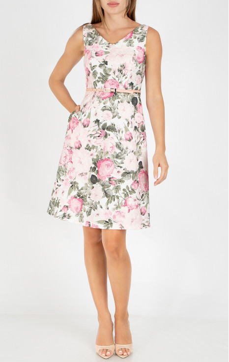 Елегантна и изтънчена рокля от памучен жакард с флорални мотиви в цвят Delicate Pink Rose