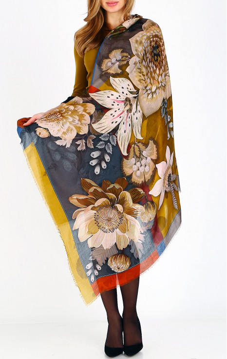 Ефирен шал от коприна и модал Floral Harmony Square [1]