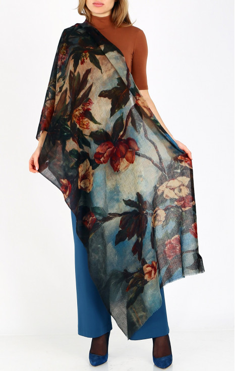 Вълнен шал Dark Blossom Elegance
