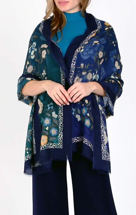Елегантен шал от вълна и коприна в десен Mystic Blue Floral Whisper