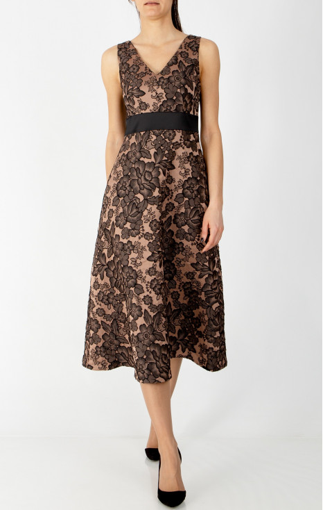 Миди рокля от сатениран жакард в цвят Cafe Crеme с красиви флорални мотиви [1]