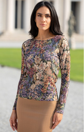 Блуза в свободен силует с богат флорален десен тип “Tapestry”