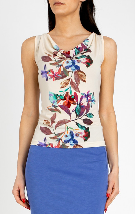 Стилна блуза с драпирано деколте в цвят Vanilla Ice с вертикален флорален бордюр