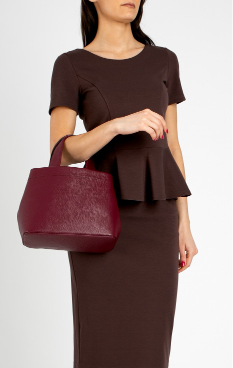 Практична малка чанта от естествена кожа в цвят Wine Red [1]